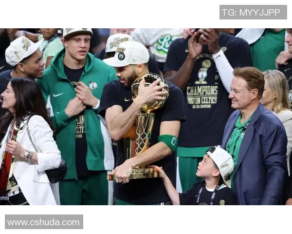 开展联盟赛场打出三双数据，凯尔特人这个次轮签看起来很有特色？